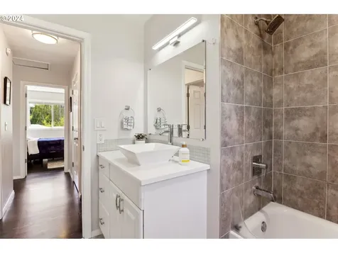 11175 Sw Clifford Street Beaverton OR 97008