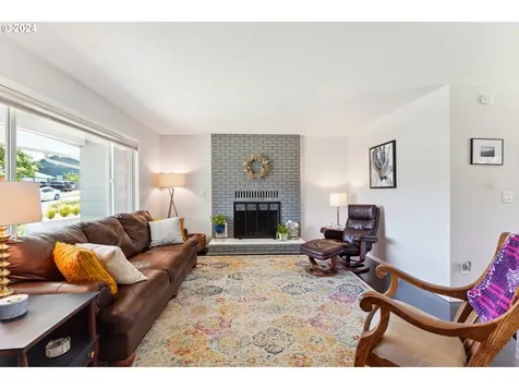 11175 Sw Clifford Street Beaverton OR 97008