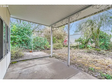 9824 N Syracuse Street Portland OR 97203