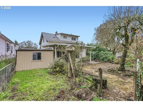 9824 N Syracuse Street Portland OR 97203