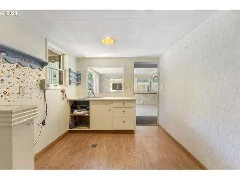7680 Sw 84th Avenue Portland OR 97223