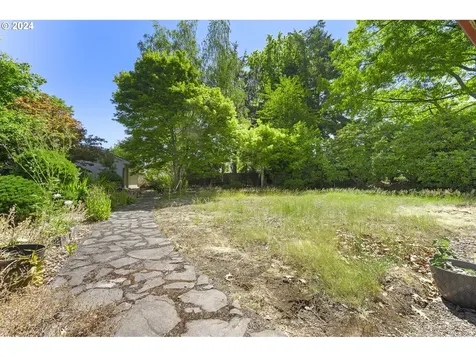 7680 Sw 84th Avenue Portland OR 97223