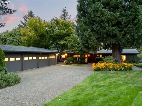 4121 Calaroga Circle West Linn OR 97068
