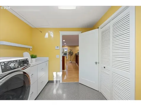 4121 Calaroga Circle West Linn OR 97068
