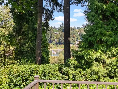 4121 Calaroga Circle West Linn OR 97068