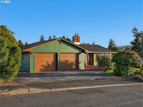 2133 Cedar Street Seaside OR 97138