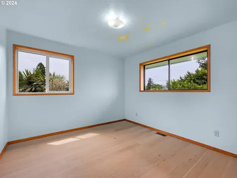 2133 Cedar Street Seaside OR 97138
