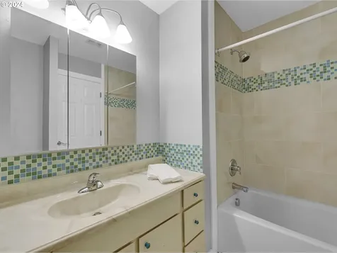 2133 Cedar Street Seaside OR 97138