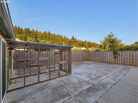2133 Cedar Street Seaside OR 97138