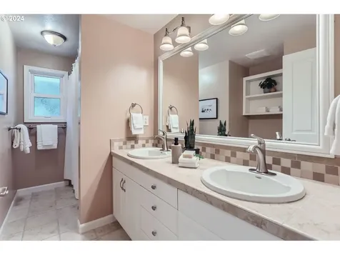 17688 NW Dogwood Court Beaverton OR 97006