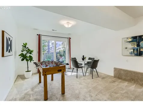 17688 NW Dogwood Court Beaverton OR 97006