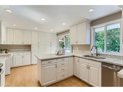 17688 NW Dogwood Court Beaverton OR 97006