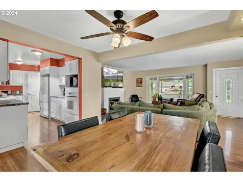 15017 NE Hoyt Street Portland OR 97230