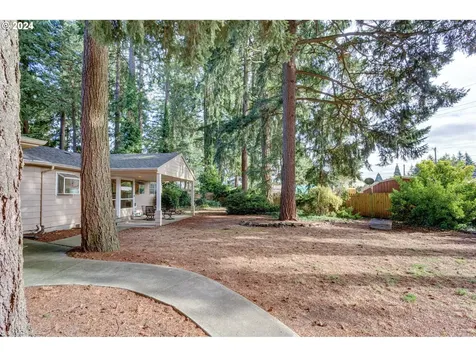 15017 NE Hoyt Street Portland OR 97230
