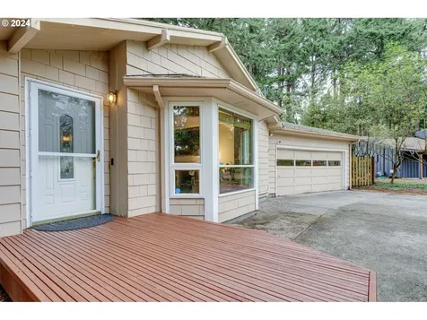 15017 NE Hoyt Street Portland OR 97230