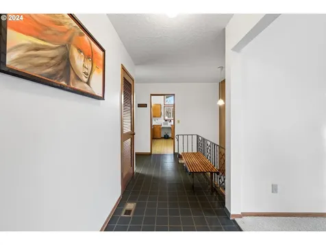 5360 SW Arrow Wood Lane Portland OR 97225