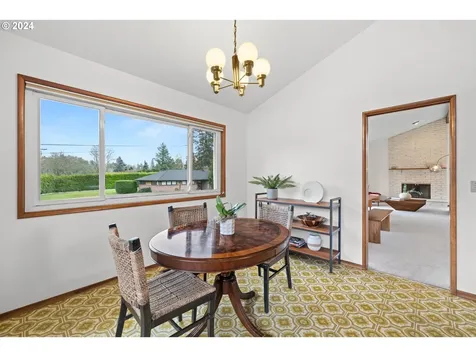 5360 SW Arrow Wood Lane Portland OR 97225