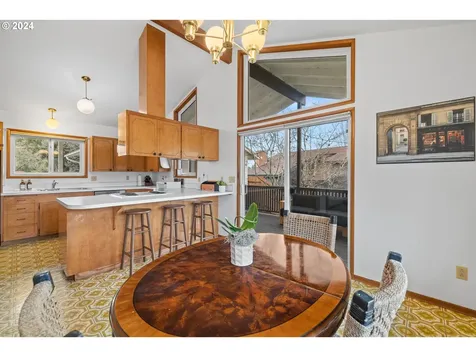 5360 SW Arrow Wood Lane Portland OR 97225