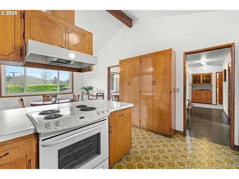 5360 SW Arrow Wood Lane Portland OR 97225