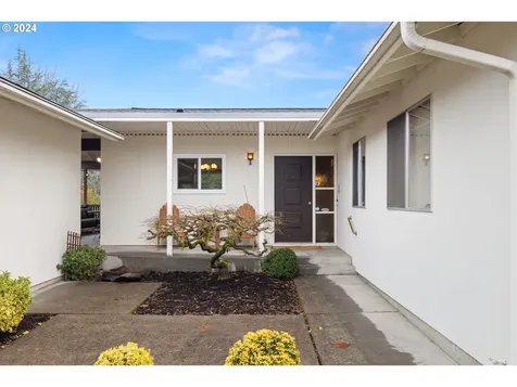 5360 SW Arrow Wood Lane Portland OR 97225