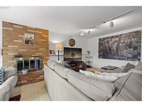 5360 SW Arrow Wood Lane Portland OR 97225