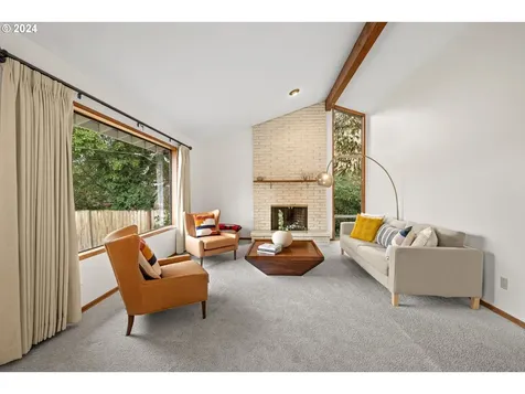 5360 SW Arrow Wood Lane Portland OR 97225