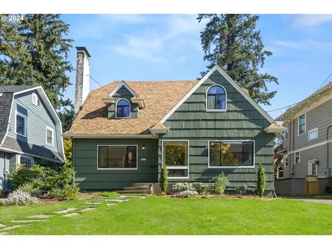 2637 Ne Hamblet Street Portland OR 97212