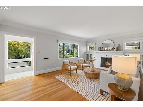 2637 Ne Hamblet Street Portland OR 97212