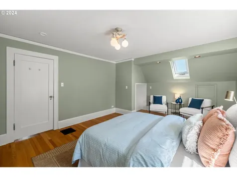2637 Ne Hamblet Street Portland OR 97212