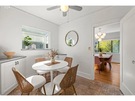 2637 Ne Hamblet Street Portland OR 97212