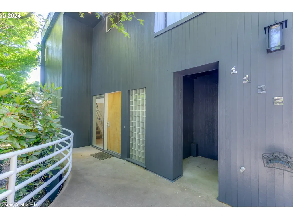 1122 Sw Westwood Drive Portland OR 97239