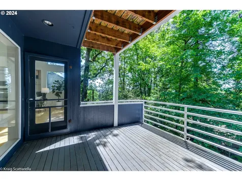1122 Sw Westwood Drive Portland OR 97239