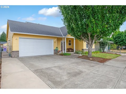 726 Se 166th Place Portland OR 97233