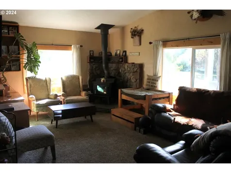 1618 6th Street Baker City OR 97814