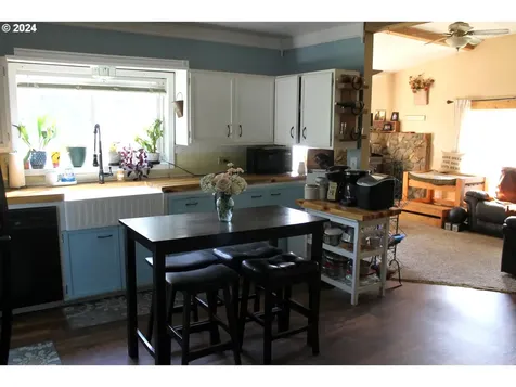 1618 6th Street Baker City OR 97814