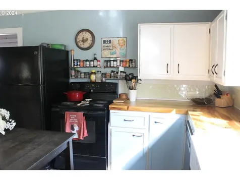 1618 6th Street Baker City OR 97814