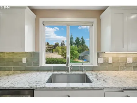 905 Se 73rd Avenue Vancouver WA 98664