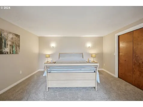 905 Se 73rd Avenue Vancouver WA 98664