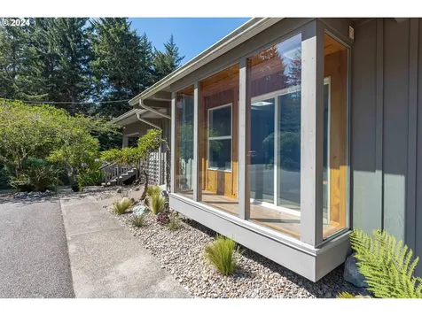 90286 Cape Arago Highway Coos Bay OR 97420