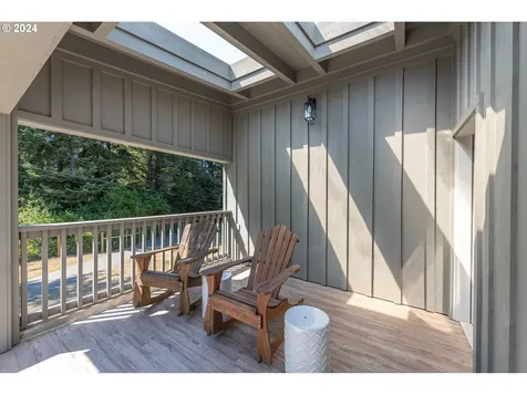 90286 Cape Arago Highway Coos Bay OR 97420