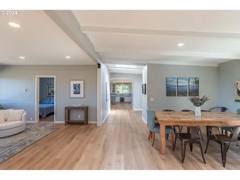 90286 Cape Arago Highway Coos Bay OR 97420