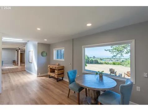 90286 Cape Arago Highway Coos Bay OR 97420