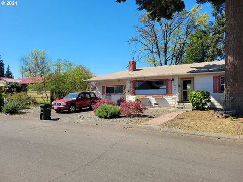 168 W Bodie Street Roseburg OR 97471