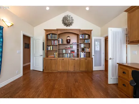 3665 Quail Meadow Way Eugene OR 97408