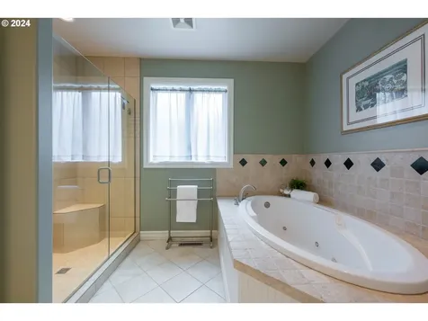 3665 Quail Meadow Way Eugene OR 97408
