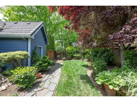 3665 Quail Meadow Way Eugene OR 97408