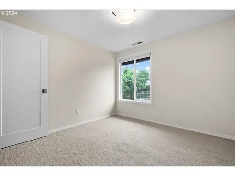 14015 Se 12th Street Vancouver WA 98683