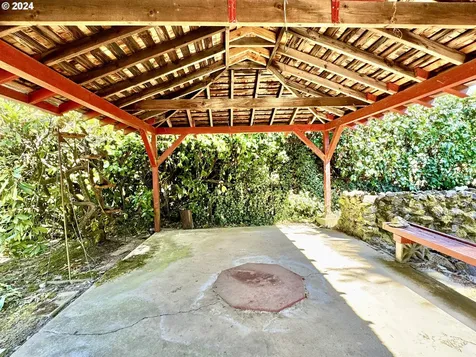 3284 5th Street Hubbard OR 97032