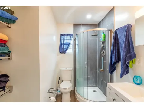 404 Yew Street Kelso WA 98626