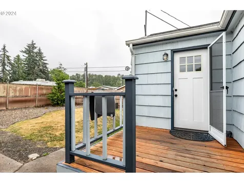 404 Yew Street Kelso WA 98626